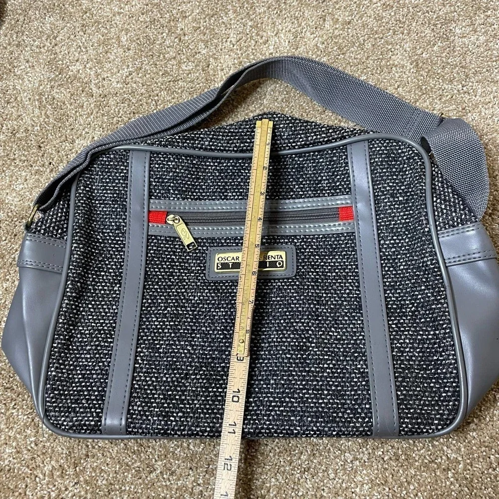 Vintage - Oscar de la Renta Gray Tweed Carry On Shoulder Bag tweed gray luggage